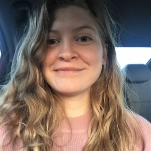 Meet your Posher, Brittni